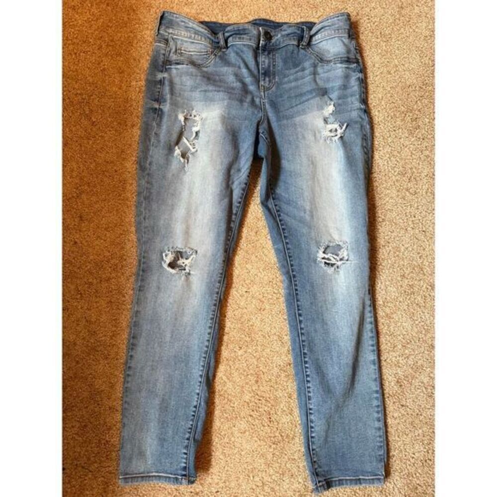 Maurice's Light Wash Distressed Skinny Jeans with Ripped Denim Size 20 Reg